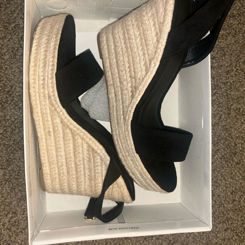 Platforms heels